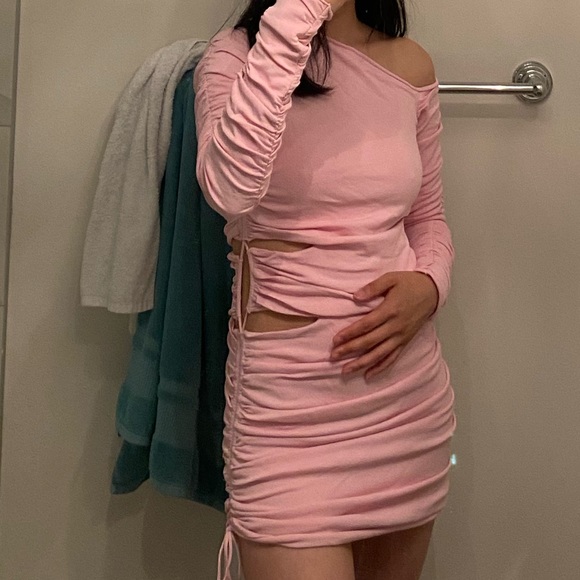 Brand New Zara Pink Cutout Mini Dress Size M - Picture 2 of 8